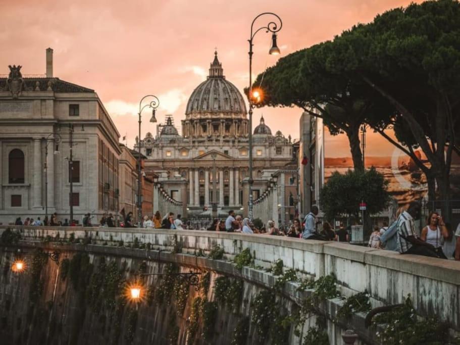 Roman Vatican Apartment Freewifi Bagian luar foto